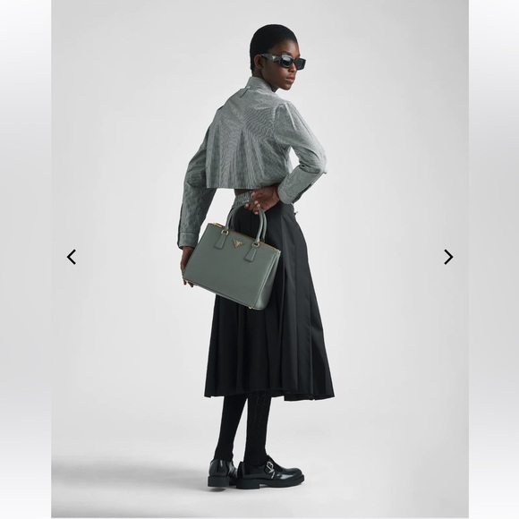 Large Prada Galleria Saffiano leather bag - Picture 14 of 14